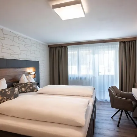 Hotel Baumgarten & Baumgarten