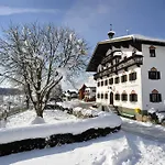ホテル Baumgarten & Baumgarten