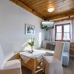 Baumgarten & Baumgarten 3*