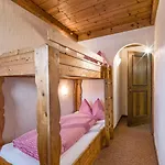 Baumgarten & Baumgarten 3*