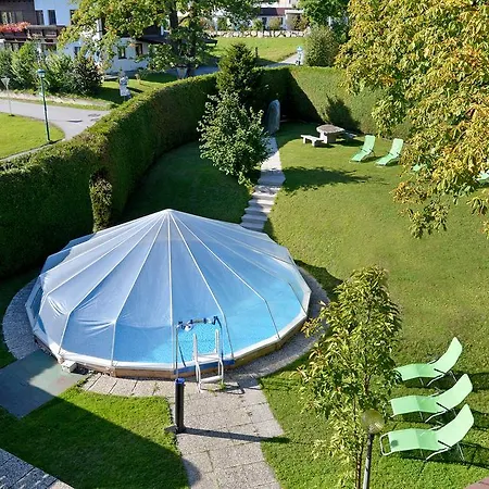 Baumgarten 3*