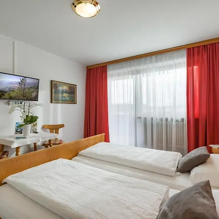 Baumgarten Hotel 3*
