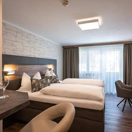 Hotel Baumgarten & Baumgarten