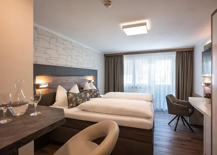 ホテル Baumgarten & Baumgarten